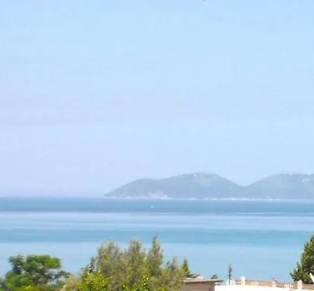 Serenade Lungomare Walk To Sea Promenade Seafood Restaurants Free Parking Apartment Vlore