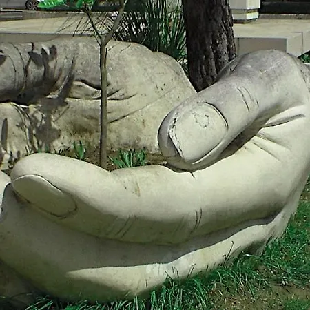 Appartamento Serenade Lungomare Walk To Sea Promenade Seafood Restaurants Free Parking *