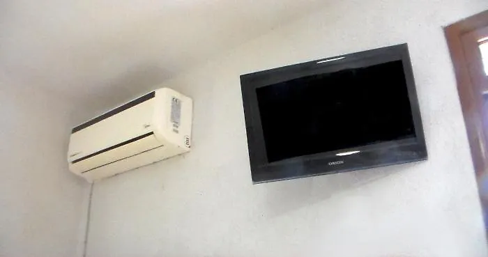 Serenade Lungomare Walk To Sea Promenade Seafood Restaurants Free Parking Appartamento *