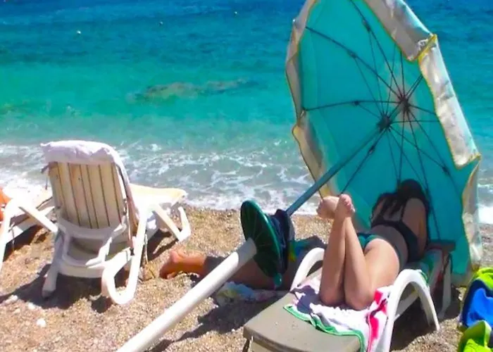 Serenade Lungomare Walk To Sea Promenade Seafood Restaurants Free Parking Appartamento