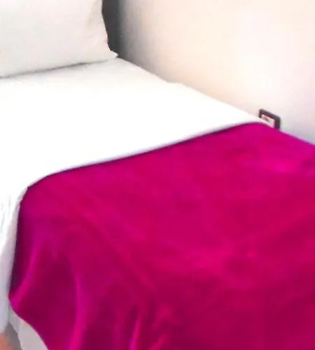 Appartamento Serenade Lungomare Walk To Sea Promenade Seafood Restaurants Free Parking Vlorë