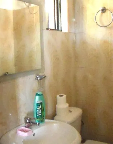 Serenade Lungomare Walk To Sea Promenade Seafood Restaurants Free Parking Apartament *