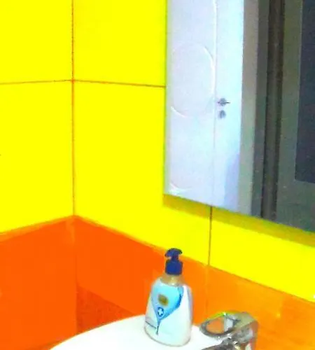 Serenade Lungomare Walk To Sea Promenade Seafood Restaurants Free Parking Vlorë