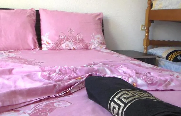 Serenade Lungomare Walk To Sea Promenade Seafood Restaurants Free Parking Apartament *