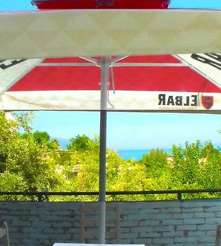 Serenade Lungomare Walk To Sea Promenade Seafood Restaurants Free Parking Appartamento