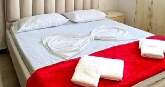 Serenade Lungomare Walk To Sea Promenade Seafood Restaurants Free Parking